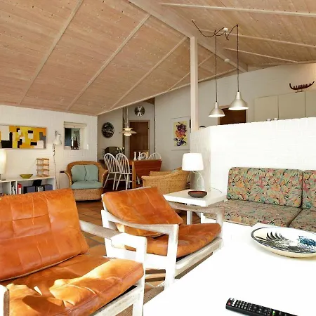 Ferienhaus Five-bedroom Holiday In 1 Nordenbro Vesteregn